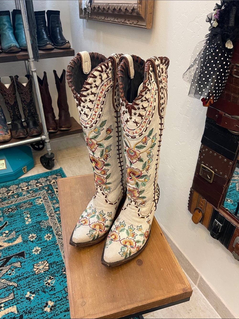 Double D Ranch Almost Famous Cream Embroidered Floral  Cowboy Boots